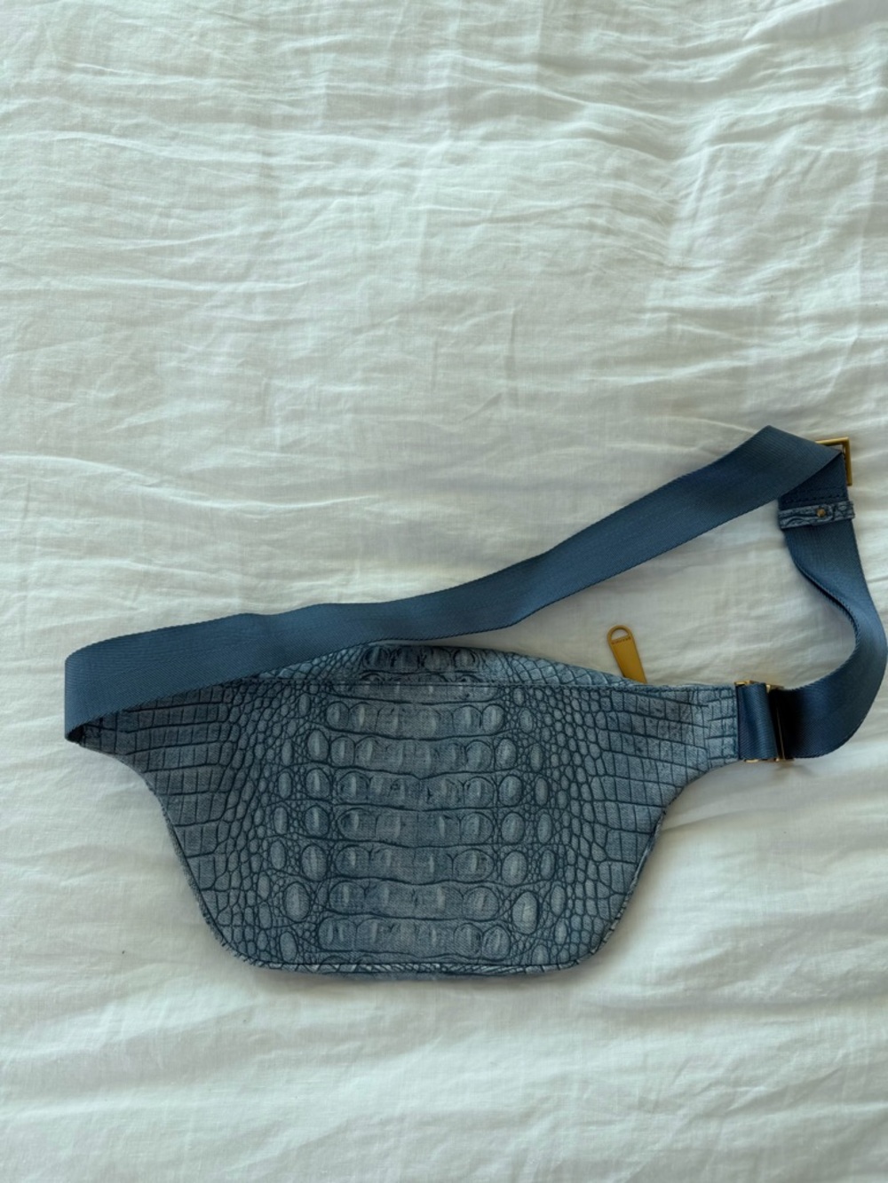 Brahmin Blue Croc-Embossed Denim Cross Body Hollis Pouch Bag - Picture 4 of 7